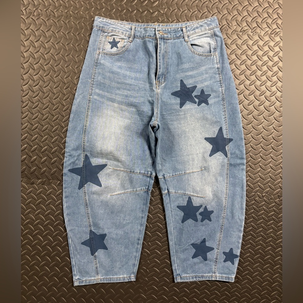 Y2K Style Star Print Barrel Jeans Women’s Medium Cropped Statement Denim - Picture 2 of 11
